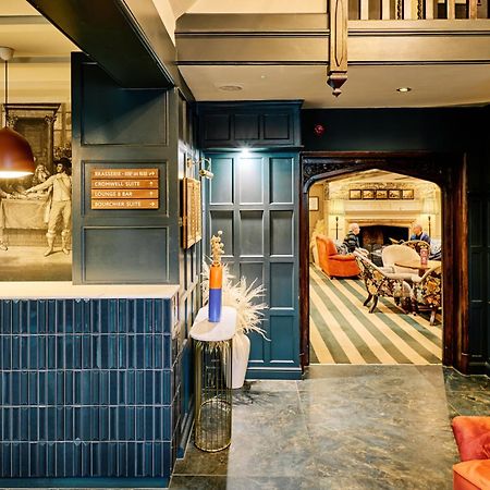 Hotel Cromwell Stevenage Bagian luar foto