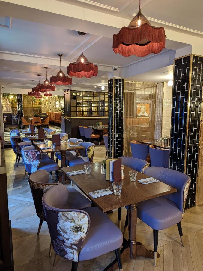 Hotel Cromwell Stevenage Bagian luar foto