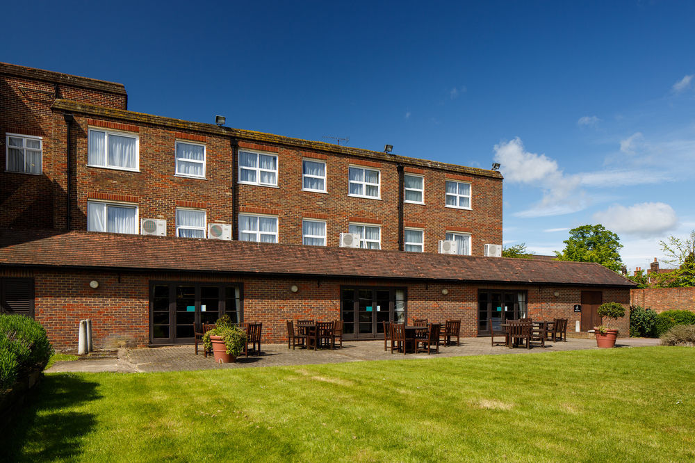 Hotel Cromwell Stevenage Bagian luar foto